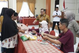 Pemkot Batu gelontorkan 5 ton beras untuk operasi pasar