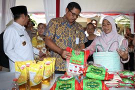 Pemprov Jateng minta pemda dan pemdes perkuat cadangan pangan