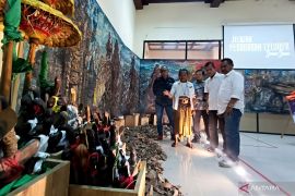 HPN 2024, PWI Jatim gandeng Jansen Jasien gelar pameran lukisan