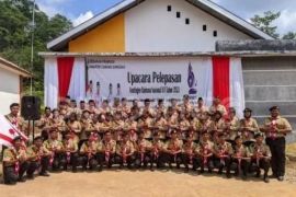 Yohanes Ontot lepas kontingen Pramuka Sanggau ikut Raimuna Nasional XII