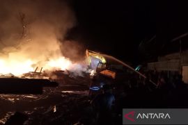 Fire engulfs Kotabaru's Pasar Selasa