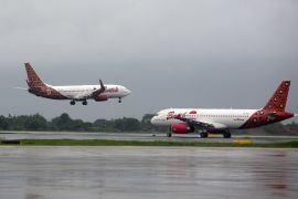 Ministry readies efficiency measures to reduce air ticket prices