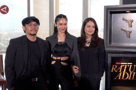 Cerita Hana Malasan jadi lawan Dian Satro di 'Ratu Adil'