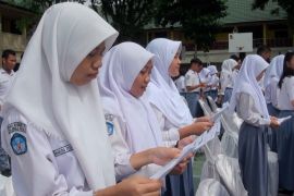 Ribuan pelajar Kalteng berikrar gunakan hak pilih di Pemilu 2024