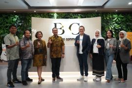 Bank Neo Commerce salurkan kredit modal kerja ke Moladin Group