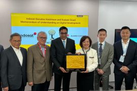 Indosat Ooredoo Hutchison Gandeng Huawei dorong kebangkitan digital Indonesia