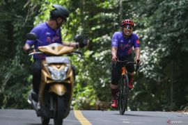 Perhatikan ini untuk tetap latihan fisik saat puasa Ramadhan di musim pancaroba