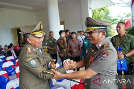 Digelar di Padang, Hendri Septa Hadiri Peringatan HUT Satpol-PP dan Satlinmas Tingkat Nasional