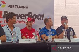 Rusty Wyatt sebut dirinya beruntung dapat momentum menangi F1 Powerboat