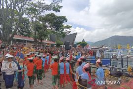 Wisatawan dan pelaku UMKM: Kami senang ada F1 Powerboat