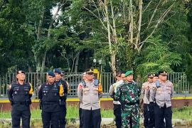 383 personel Polres amankan rapat pleno Pemilu 2024 di Kubu Raya