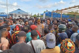 Polda: ASN Pemkab Yahukimo terluka saat massa serang Kantor KPU