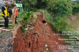BPBD Bogor beri peringatan dini terkait ancaman banjir di Bojongkulur