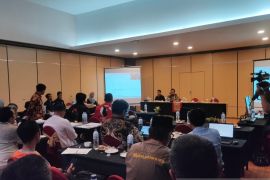 Rekapitulasi penghitungan suara hasil pemilu di Jember molor