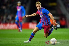 Frenkie de Jong akan perpanjang kontrak di Barcelona