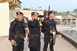 Polisi paksa turun delapan drone yang terbang liar di venue F1 Powerboat