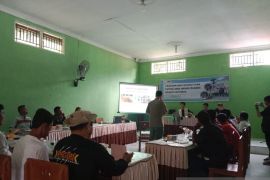BKSDA Sumbar latih warga Agam penanganan konflik satwa