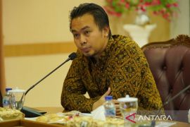 Pemkab Natuna gandeng OJK untuk sosialisasikan investasi aman kepada ASN
