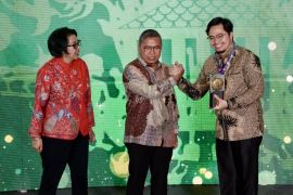 HST awarded 8th Adipura Award by LHK Ministry