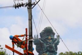 PLN: Pasokan suplai listrik di Bali turun saat Nyepi