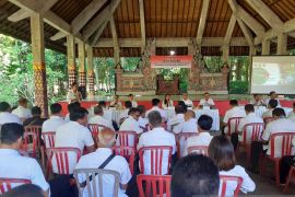Bupati Gianyar adakan temu wicara para kades jalankan program strategis