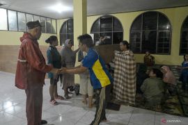 Dinsos Padang pastikan asupan gizi pengungsi terpenuhi hingga masa darurat berakhir