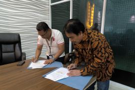 Diskominfo Ambon - PT Sinar Mas Dirgantara kerjasama layanan internet