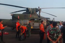 Pencarian Pesawat Smart Aviation Menggunakan Heli Bell Kodam VI/Mulawarman