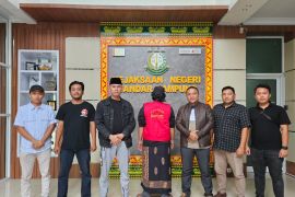 Tim Tabur tangkap terpidana DPO perkara korupsi pengelolaan keuangan BUMD di Lampung