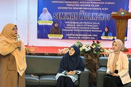 Dukung ekonomi syariah, mahasiswa perbankan USM gelar seminar produk halal