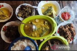 Tradisi manjalang mintuo sambut Ramadhan di Dharmasraya