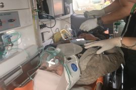 Dua korban pesawat yang jatuh dibawa ke RSUD dr Jusuf SK Tarakan