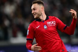 Gelandang Juve Teun Koopmeiners menderita  cedera patah tulang rusuk