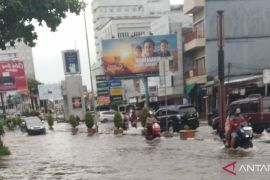 Pemprov Kalbar ajak Pemkot Pontianak menangani masalah banjir