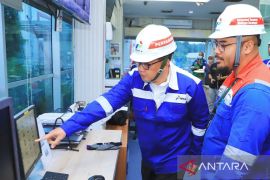 Pj Gubernur Jatim pastikan kelancaran distribusi BBM dan elpiji