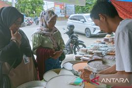 Wadai talam, kue yang memanjakan lidah dan  menghangatkan hati