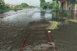 Daop Madiun alihkan perjalanan sejumlah KA akibat banjir Semarang