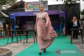 Fashion Show Festival Ramadhan di Palu Page 2 Small