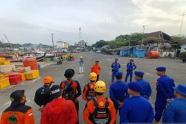 Tim SAR gabungan cari speed boat lost contact di perairan Mendayung Bangka Barat