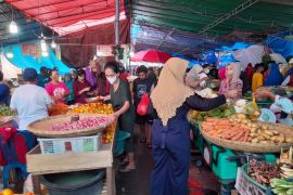 Pemkab Halteng gelar pasar murah untuk stabilisasi harga di momentum Ramadhan