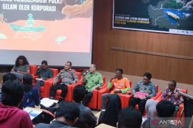 Jurnalis dan NGO Kalbar mengungkap kejahatan pemanfaatan Pulau Gelam