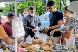 Sop buah bisa jadi hidangan favorit berbuka puasa