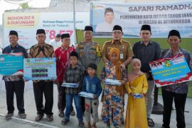 Aulia Rachman gelar Safari Ramadhan di Masjid At Atthoharoh Marelan