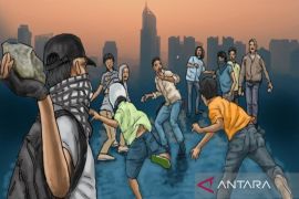 Tawuran dua kelompok remaja terjadi di Daan Mogot Jakbar