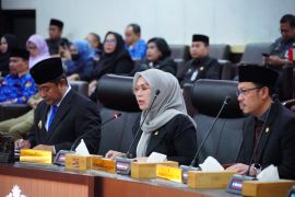 DPRD Sulsel sahkan empat Perda melalui rapat paripurna