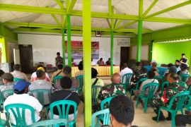 Danrem temui warga Moswaren sampaikan pesan antisipasi dampak El Nino