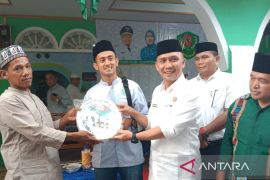 Pemkab Tapsel salurkan bantuan Ramadhan 1445 H