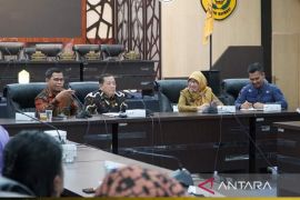 ADV - DPRD Banjarmasin dikunjungi Bapemperda DPRD Provinsi Jatim