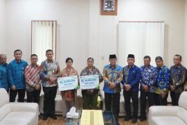 BPJS-Pemkab Deli Serdang serahkan santunan kematian dua pekerja informal