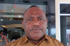 Maybrat anggarkan Rp2,5 miliar bangun asrama mahasiswa